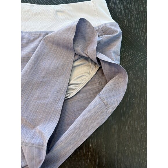 Athleta Run With It Textured 3.5" Shorts L Womens Lightweight & Breathable - Picture 2 of 5